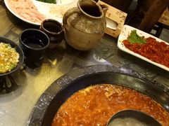 -老房老舍重庆火锅(假日城市店)