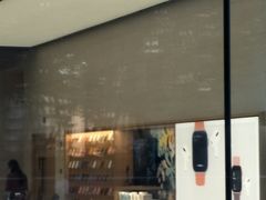 -Apple零售店(玄武湖店)