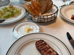 -Wolfgang’s Steakhouse 沃夫冈牛排馆(上海白玉兰广场店)