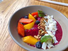 水果奇亚籽布丁碗-O'mills Sourdough Bakery&Bistro(永嘉路店)