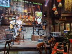 -胡桃里乐队酒馆(鎏嘉码头店)