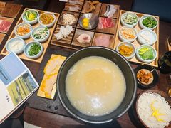 -银米·云南传统过桥米线(双廊黑金冠店)