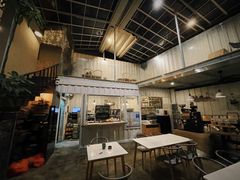 -花苑里咖啡(威远店)