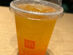 -麦当劳(展览路店)