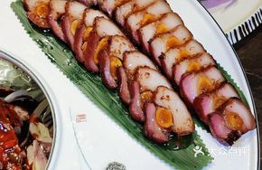 Osmanthus Honey Salted Egg Yolk Barbecue Pork