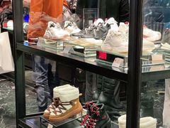 -MONCLER(北京SKP概念店)