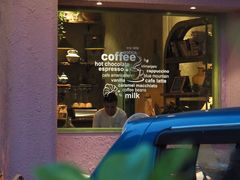 -六区宿舍咖啡店