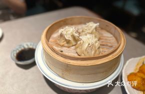 Golden Crown Hundred Flowers Xiao Mai with Lamb Filling
