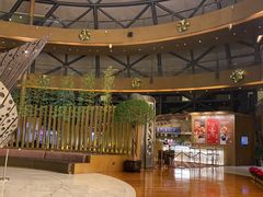 -上海滴水湖皇冠假日酒店