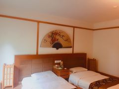 -华山御温泉度假村