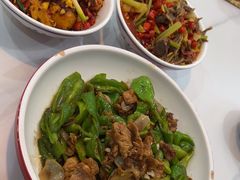 -独一佳老胡湘菜馆(矿山路店)