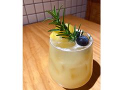 黑白胡椒荔枝凤梨冰茶-馥家小馆(黔灵山公园店)