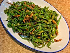 扁豆炒肉丝-姥姥家春饼店(佳亿时尚广场店)