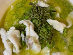 -胡桃里音乐餐厅(陶溪川店)(川湘赣菜·世界百大酒庄直供红酒·音乐表演)
