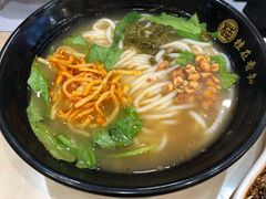 -桂在香知桂林米粉(红博中央公园店)