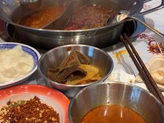 -大芊金重庆串串火锅(南京路店)