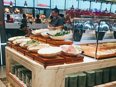 -金滏山烤肉·海鲜·火锅自助餐厅(襄阳万达店)