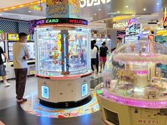 -反斗乐园π·电玩·高空拓展·蹦床(龙华天虹店)