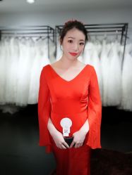-雪莉美妆婚纱馆