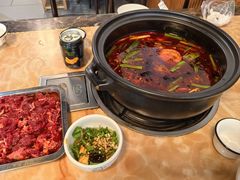 -沈记酸菜牛肉火锅店(九号路店)