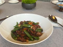樟树港辣椒辣椒炒肉配海参-荣府宴(南阳路店)