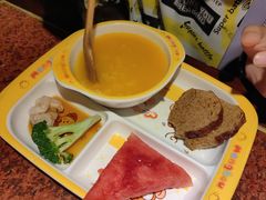 快吃完儿童餐-绿茶餐厅(华联万柳店)