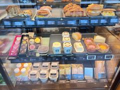 -星巴克(中山服务区西区店)