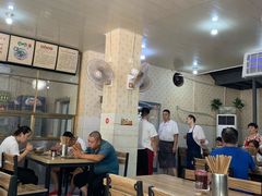 大堂-吕记清真美食城(永兴服装街店)