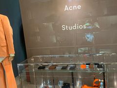 -Acne Studios(芮欧百货店)