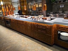 -锦厨国际自助餐厅 · 云端景观 (昆明索菲特大酒店)