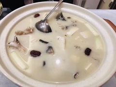 -沙龙宴(夷陵广场店)