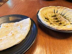 Hummus (one bread) 鹰嘴豆-Uncle Kosto科斯托·中东菜