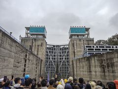 -帅巴人舅母子腊蹄民俗村
