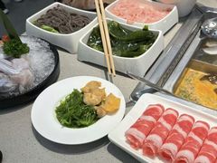 -海底捞火锅鲜切牛肉主题店(长寿路店)