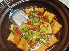砂锅嫩豆腐-费大厨辣椒炒肉(通州万达店)