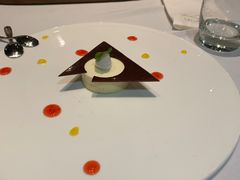 -GreyWhale灰鲸餐厅(武汉国际广场店)
