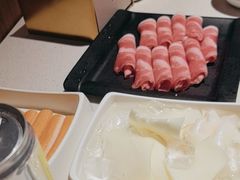 -海底捞火锅鲜切牛肉主题店(长寿路店)