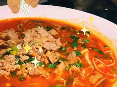 酸汤肥牛-蜀宴小调·精致家常菜(来福士店)