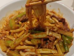 -西域胡氏大盘鸡(新华胡杨风店)