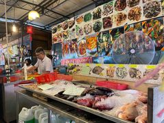 -大树下海鲜饭店