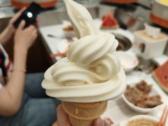 -密友回转自助火锅(中海环宇城店)