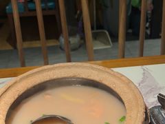 -小凤庭·地道湖北菜武昌鱼·藕汤(38年黄鹤楼店)