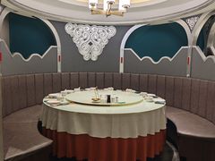 -哈啾嗨·新概念蒙餐(红星新城店)