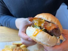经典大汉堡-The Diner X餐厅(青岛万象城店)
