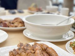 赖尿虾-美人鱼悬崖海景餐厅(鹿嘴山庄店)