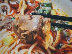 -遵义虾子张六羊肉粉(普陀路店)