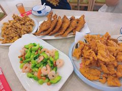 -大地春饼·海鲜大连菜·海肠捞饭(成仁街店)