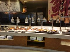 -元一希尔顿酒店·鲜切牛肉火锅禅自助餐厅