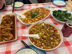 -洪霞餐馆·川菜·鲜货现炒(两江春城店)