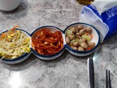 当日小菜-屋里家延边朝鲜族冷面(梅林3店)